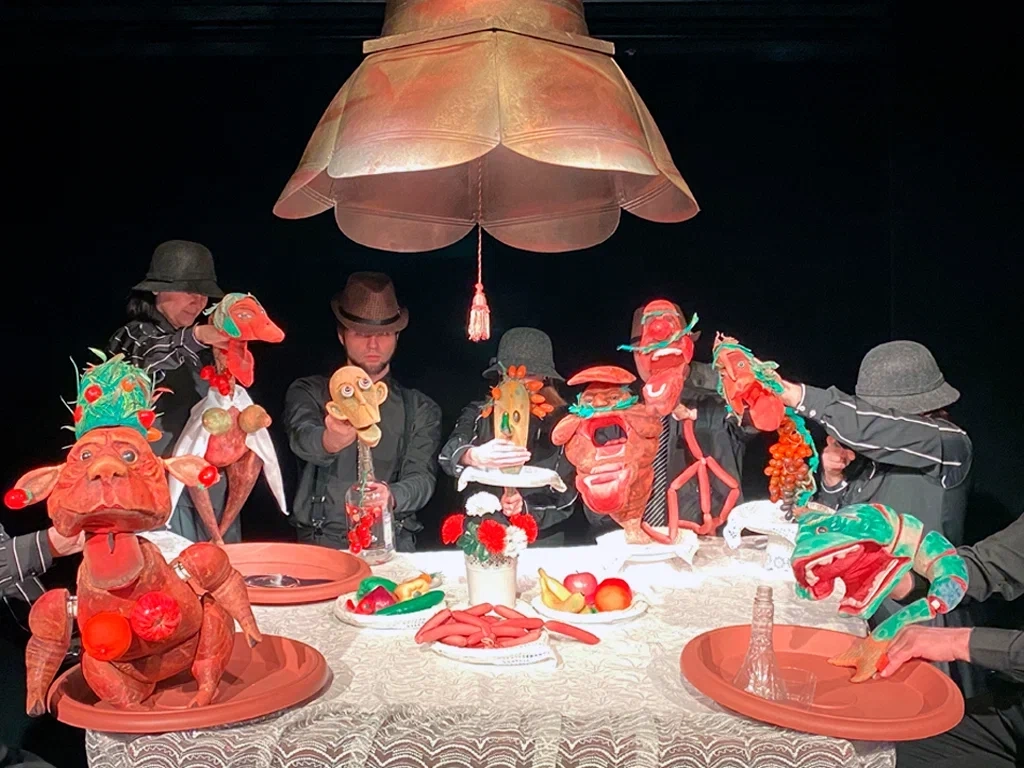 Спектакль с тифлокомментированием «Свадьба»