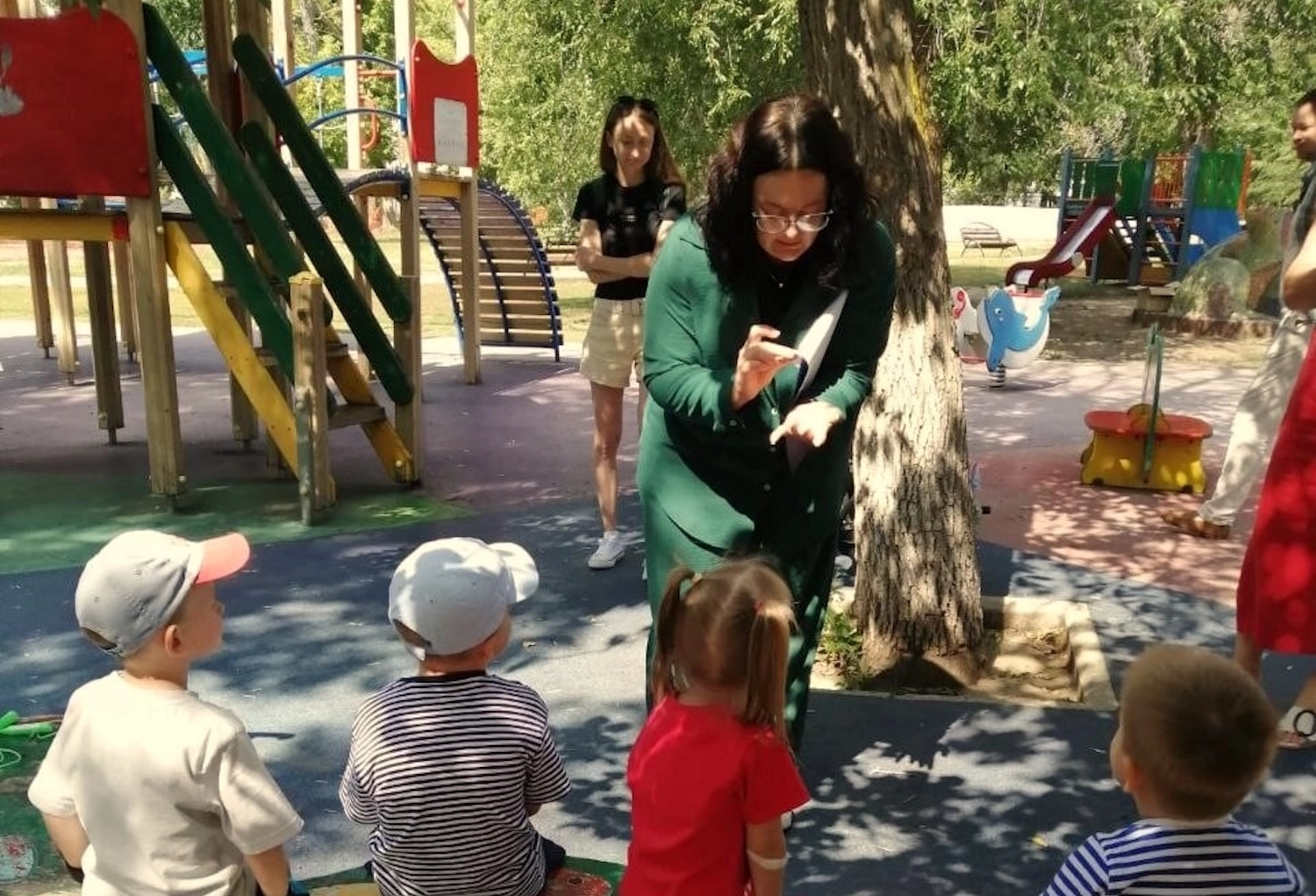 «Литературный скверик»: клуб выходного дня для детей и их родителей