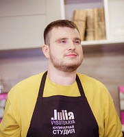 Автор Александр Яшин