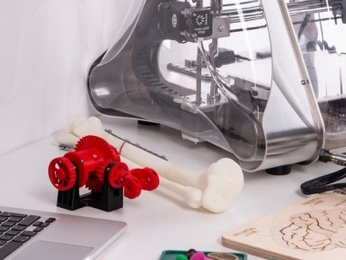 превью публикации В Удмуртии тренажеры, обучающие работе на смартфоне, начали печатать на 3D-принтере