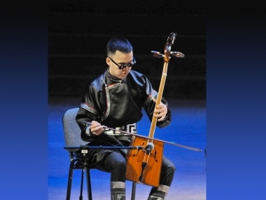 превью публикации Незрячий 18-летний музыкант из Бурятии выиграл конкурс молодых композиторов